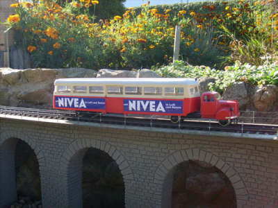 S7300048