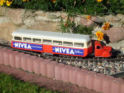 S7300049